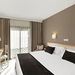 Sol By Melia Sancti Petri Hotel 4*