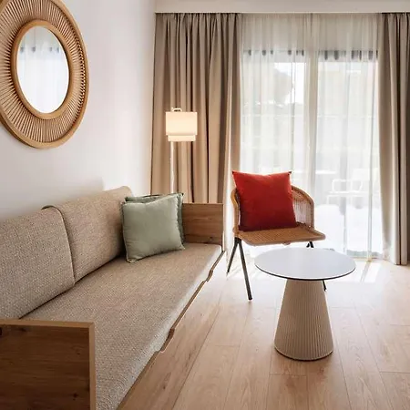 Sol Sancti Petri Apartahotel 3*